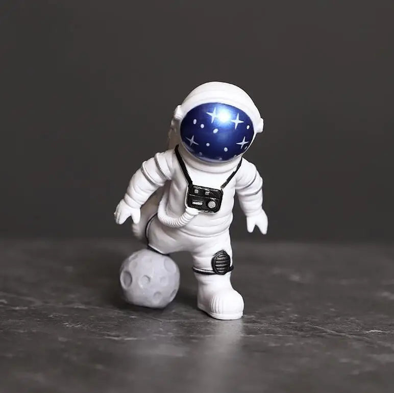 Lot de figurines astronaute en résine – 4 pièces décoratives pour bureau et chambre, jouet éducatif enfant
