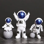 Lot de figurines astronaute en résine – 4 pièces décoratives pour bureau et chambre, jouet éducatif enfant