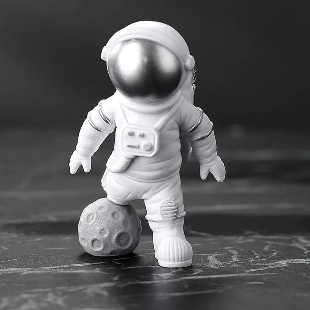 Lot de figurines astronaute en résine – 4 pièces décoratives pour bureau et chambre, jouet éducatif enfant