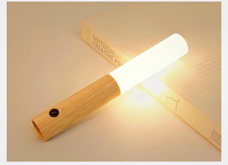 Lampe LED Sans Fil Intelligente – Veilleuse Magnétique Rechargeable avec Détection de Mouvement pour Escalier, Couloir et Chambre